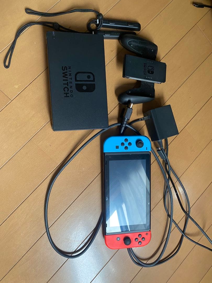 Nintendo Switch 本体 青/赤 Joy-Con - メルカリ