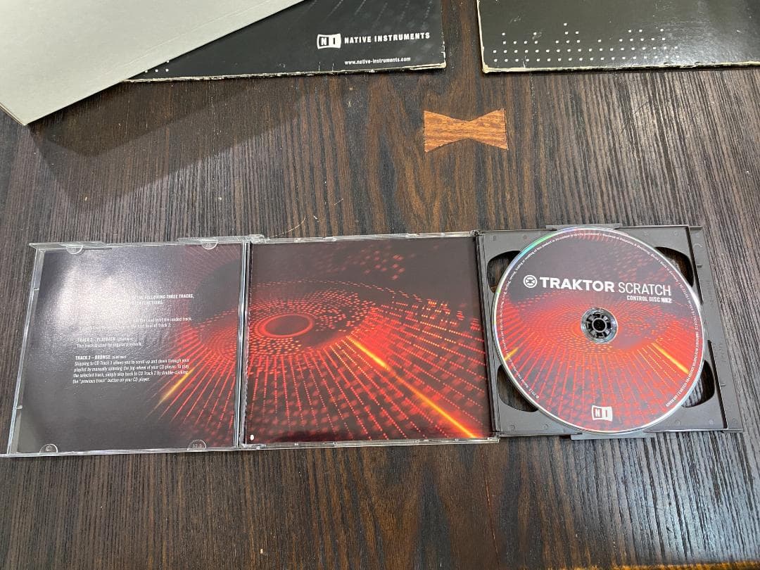 TRAKTOR SCRATCH A6 デジタルバイナルシステムDVS/PCDJ