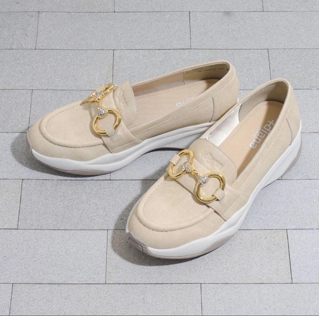 プラスダイアナ ＋diana カジュアルビットローファー アイボリー人工スムース プラスダイアナ ＋diana カジュアルビットローファー （アイボリー人工