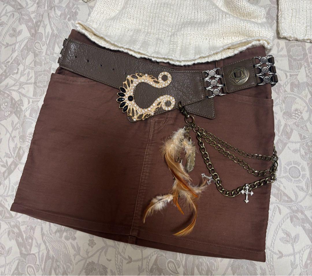 d.i.a. ダイア　クラウンバックルフェザーベルト　ブラウン　平成ギャル セール】クラウンバックルフェザーベルト（ベルト）｜d.i.a.（ダイヤ