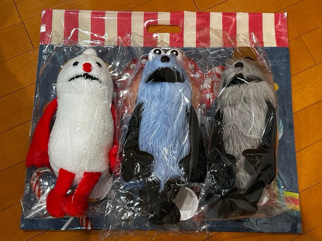 宇髄天元＆時透無一郎＆悲鳴嶼行冥(バレンタイン) 缶バッジ 鬼滅の刃