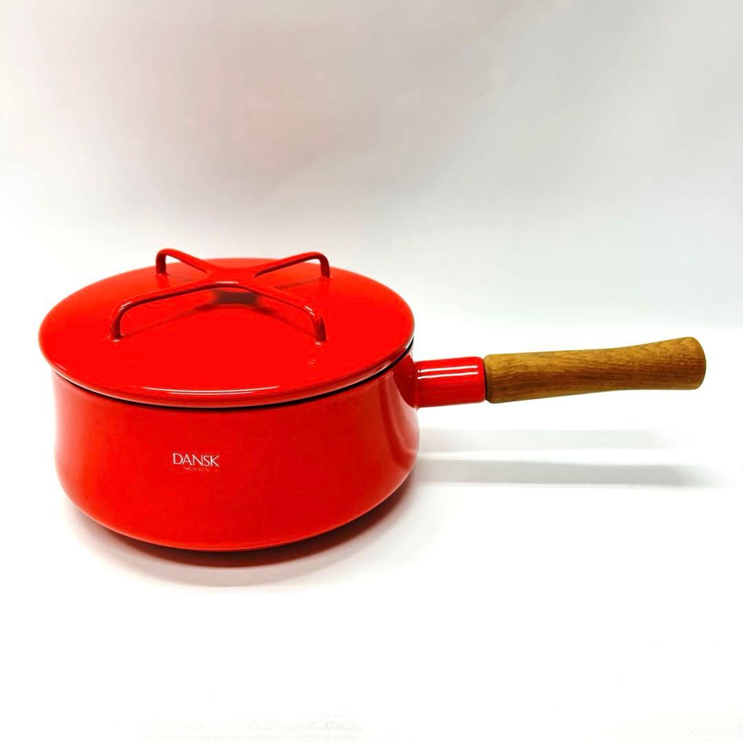 DANSK 赤い片手鍋 木製ハンドル DANSK 赤い片手鍋 木製ハンドル 未使用 - メルカリ