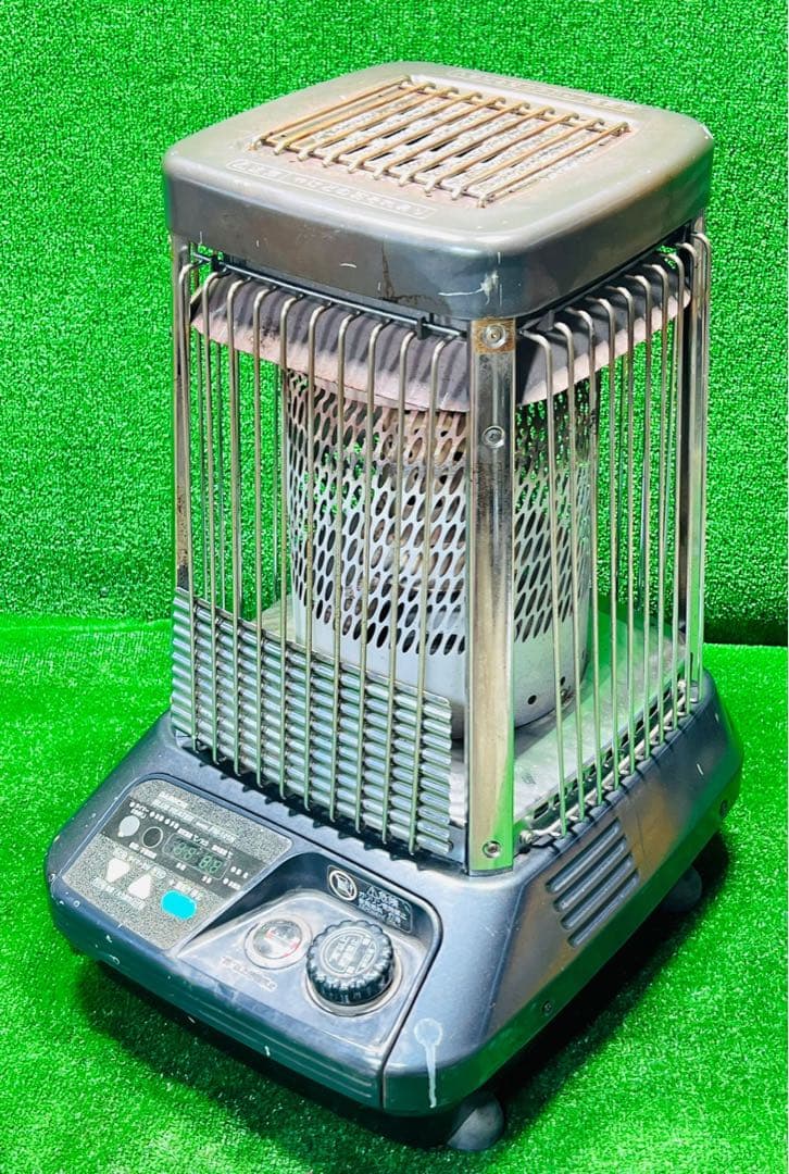 ダイニチ 石油ファンヒーター FM-101N 動作確認済み FM-101N ブルーヒーター(大型石油ファンヒーター) (グレー) 1個