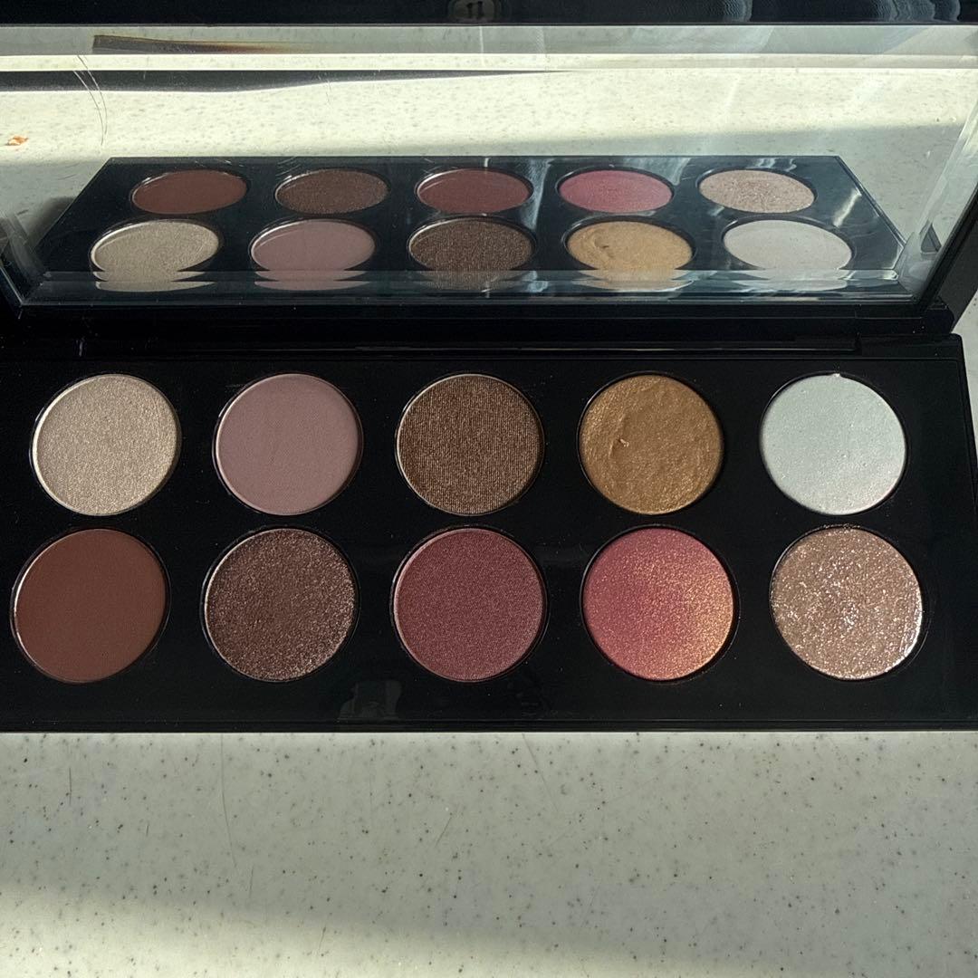 年末セール❗️PAT McGRATHマザーシップ VII DIVINE ROSE Pat McGrath Labs Mothership VII: Divine Rose – Pat McGrath Labs