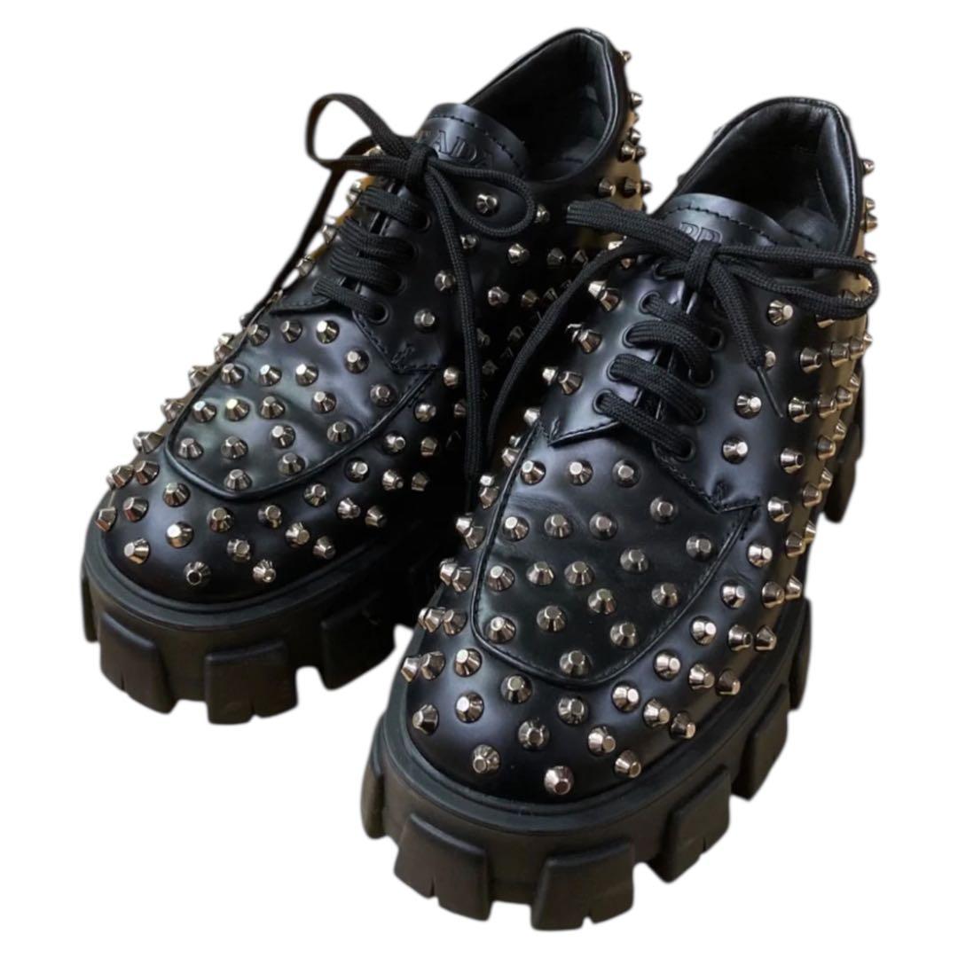 希少 PRADA プラダ モノリス スタッズローファー ブラック 37 24cm PRADA(プラダ) 714 モノリスブラッシュドレザースタッズ厚底スタッズ