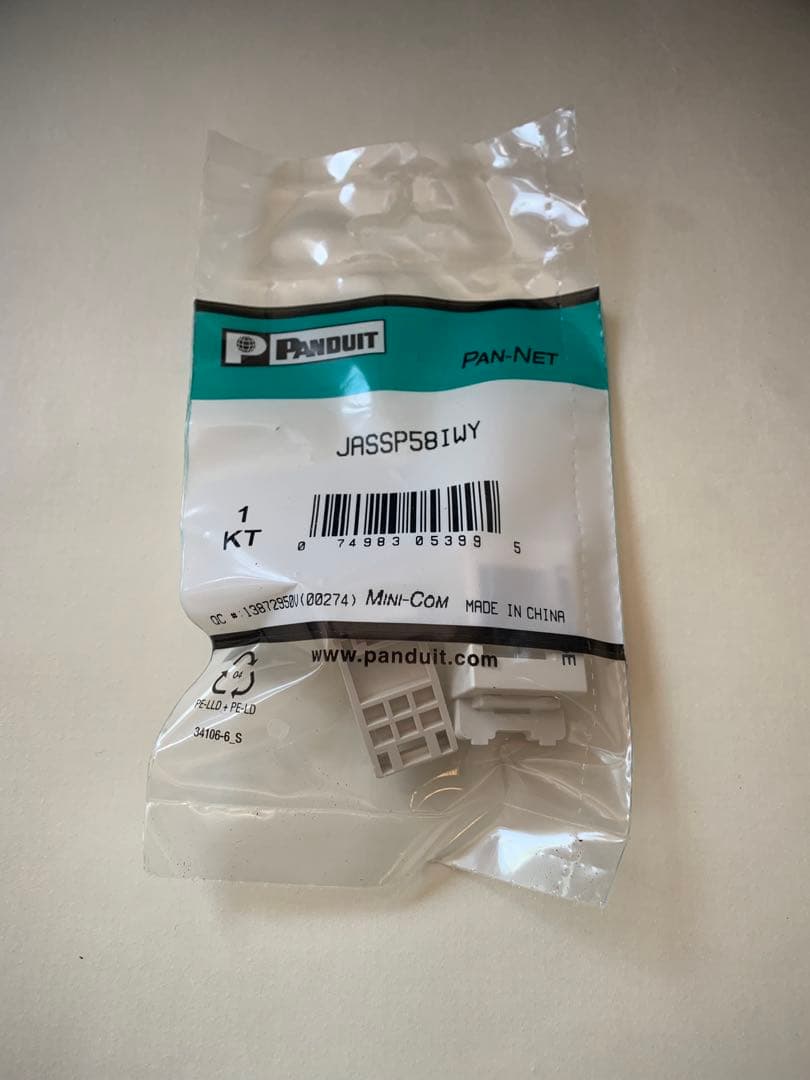 【送料無料】PANDUIT CAT5e JISプレート用ジャックキット　30個 パンドウイット(PANDUIT)】カテゴリ5E JISプレート用ジャックキット