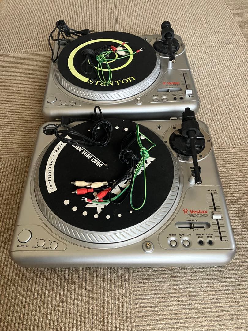vestax pdx-2000 ターンテーブル　2台 Vestax PDX-2000MK2 Pair Direct Drive DJ Turntable System PDX 2000