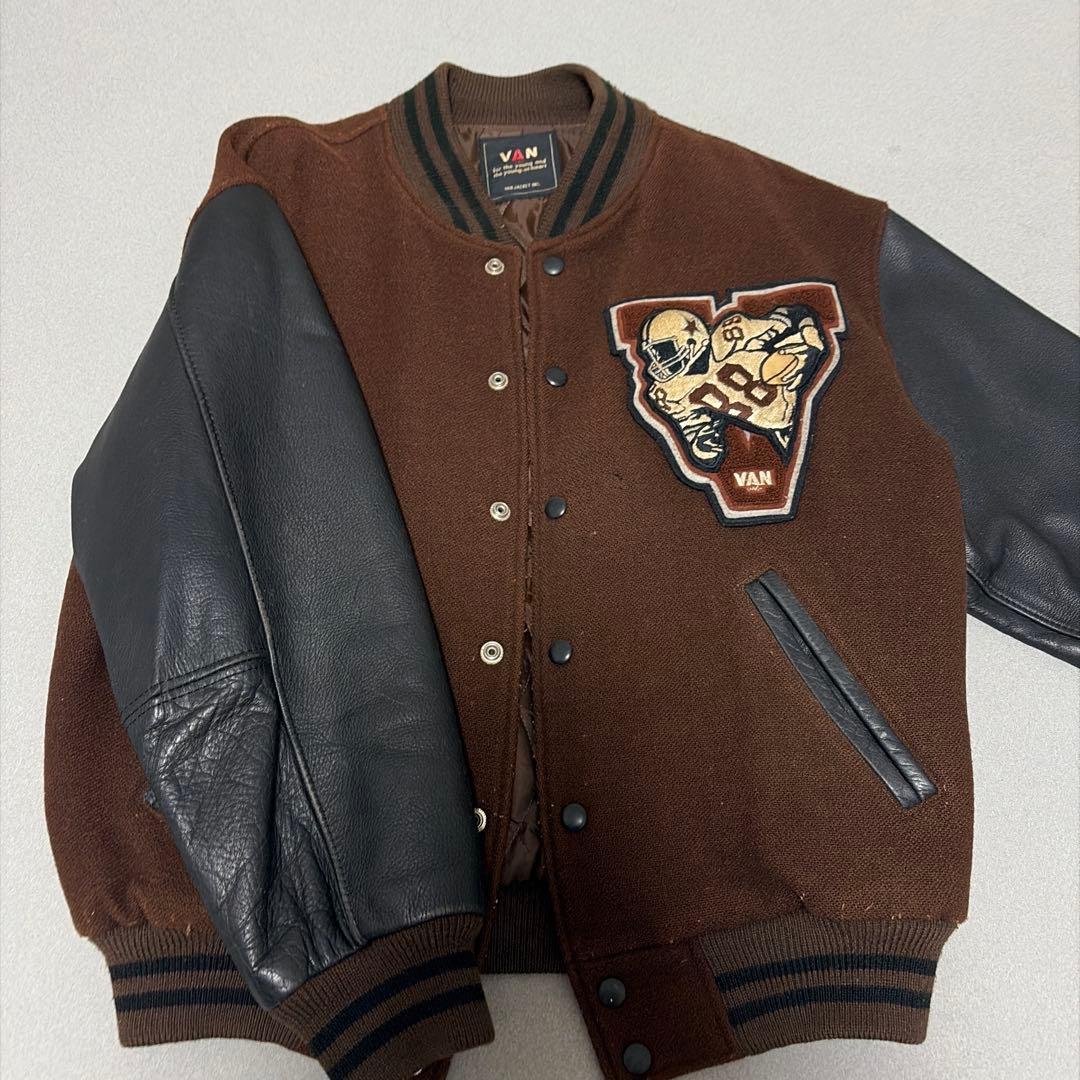 VANS スタジャン ブラウン/ブラック 中古・古着通販】VAN (ヴァン) レザー切替スタジャン JW-10606