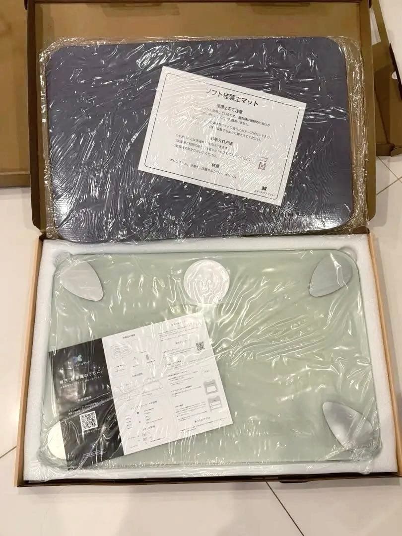 新品未使用 スマートバスマット SBM22U01LJ 体重計 体重計とバスマットが一体化、乗るだけで体重を記録できる「スマート