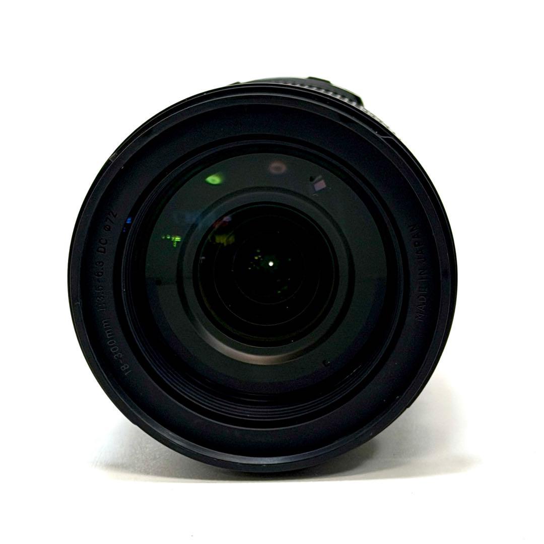 ニコン D7100 + シグマ18-300mm F3.5-6.3 レンズ付