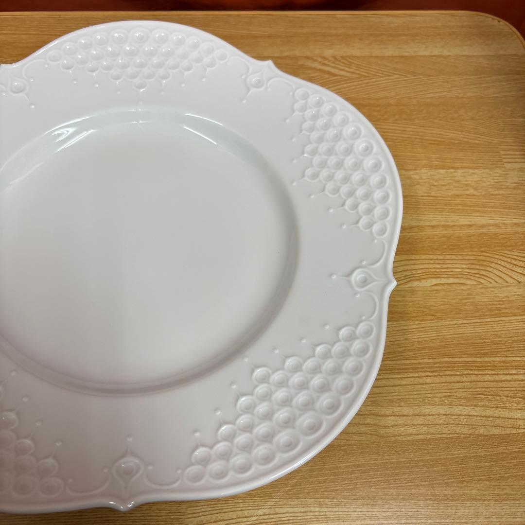 マイセン ホワイトレリーフ プレート 皿 - メルカリ