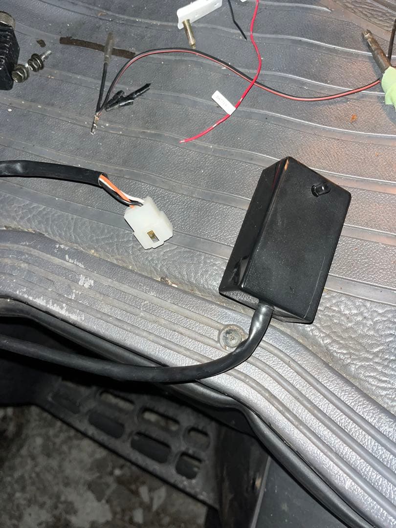 パインヒルズ　ゆっくりウィンカーリレー パインヒルズ ゆっくりウインカーリレー2 8ピンリレー取付き車用