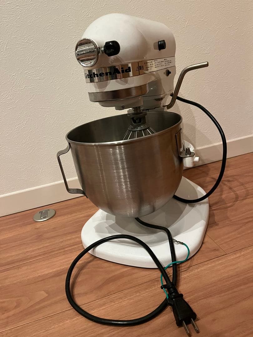 ネコ♪様限定　KitchenAid KSM5WH スタンドミキサー キッチンエイド KSM5.5WH（ホワイト）【業務用】｜株式会社エフ・エム