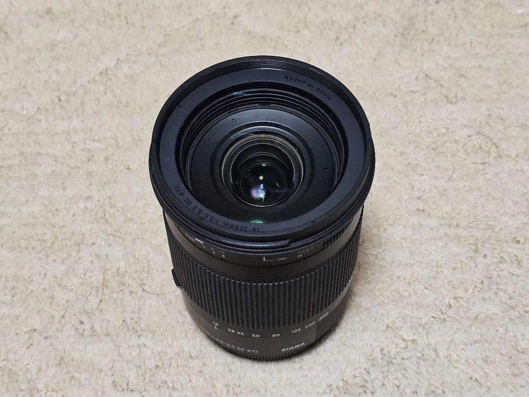 中古品SIGMA 18-300mm F3.5-6.3 HSM (キヤノンEF用)