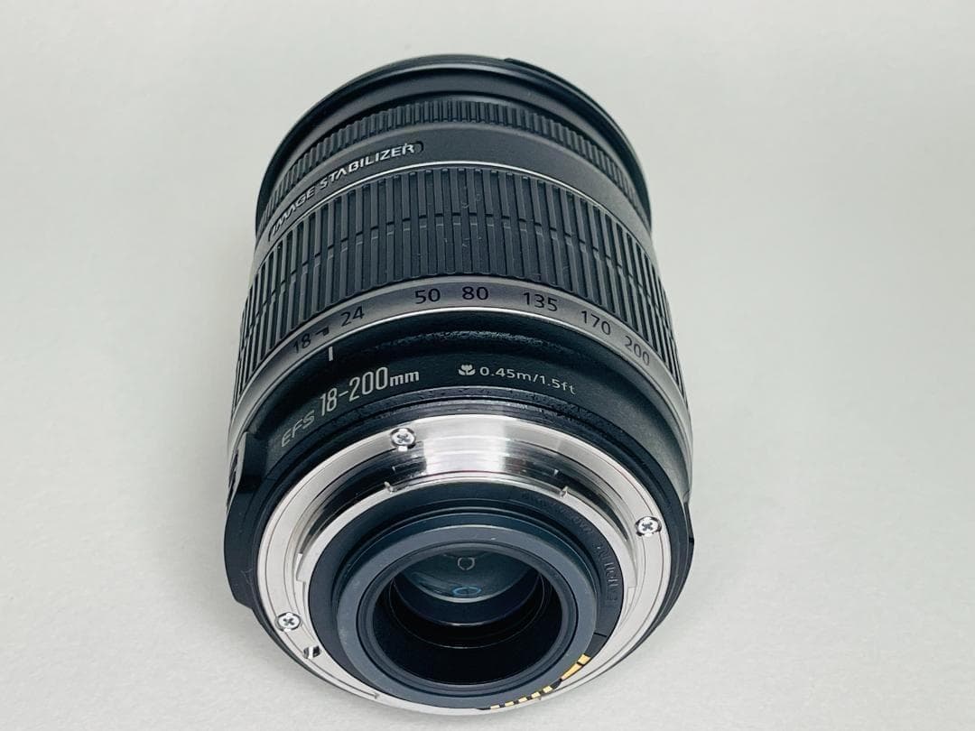 美品☘️Canon EF-S 18-200mm F3.5-5.6 IS キヤノン