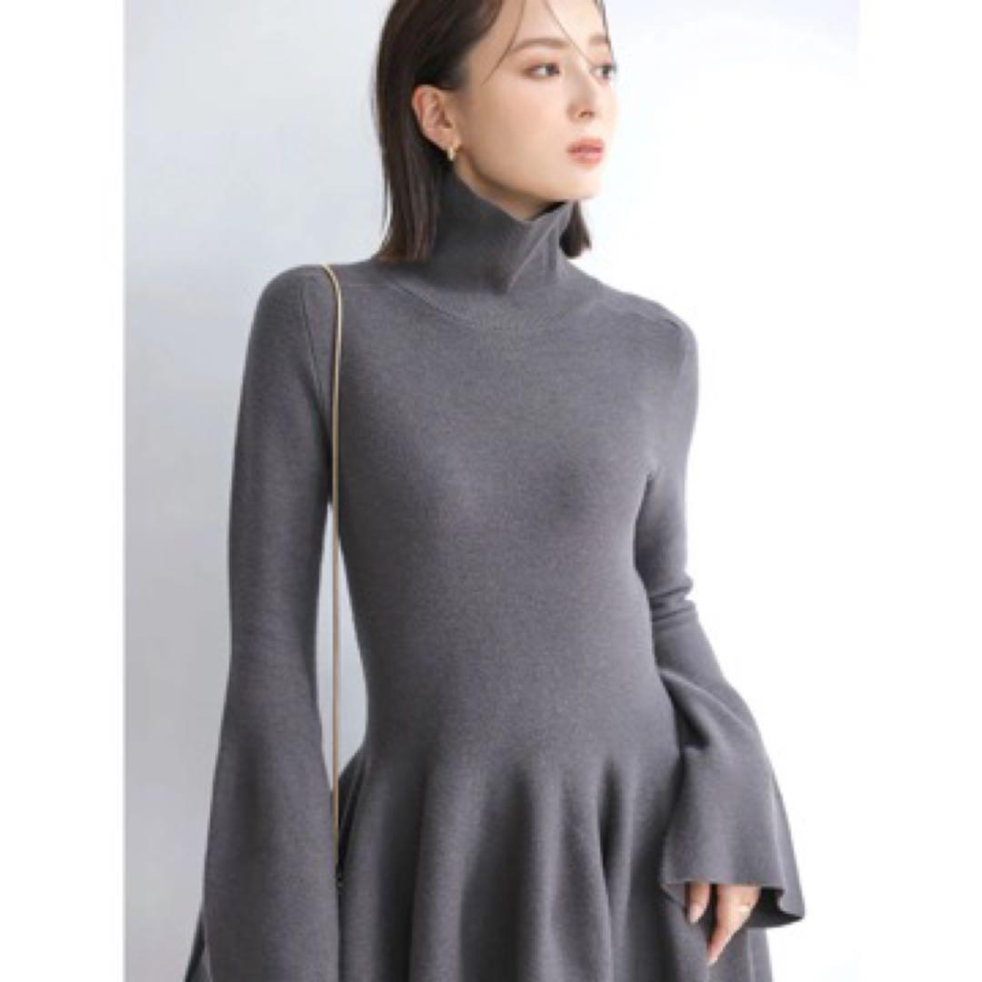 anuans 2024年モデルフレアーミニニットワンピース グレー - メルカリ