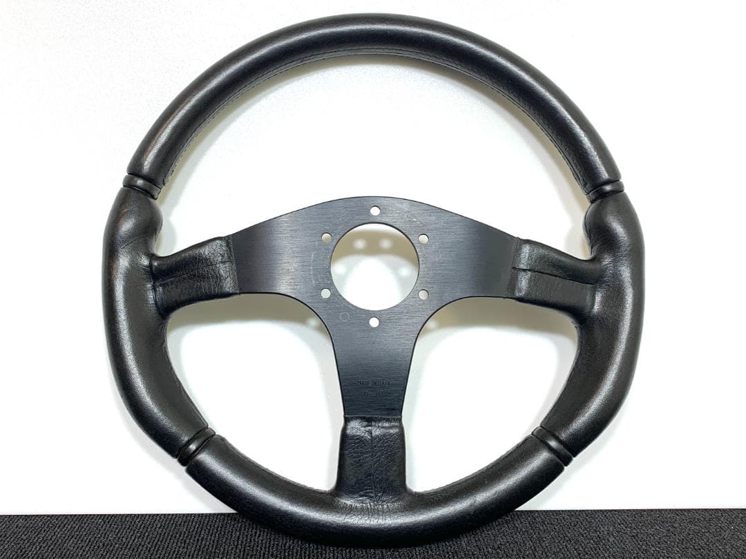 モモ ヴェローチェ 2000 ステアリング 35Φ ホーン＆ホーンリング付