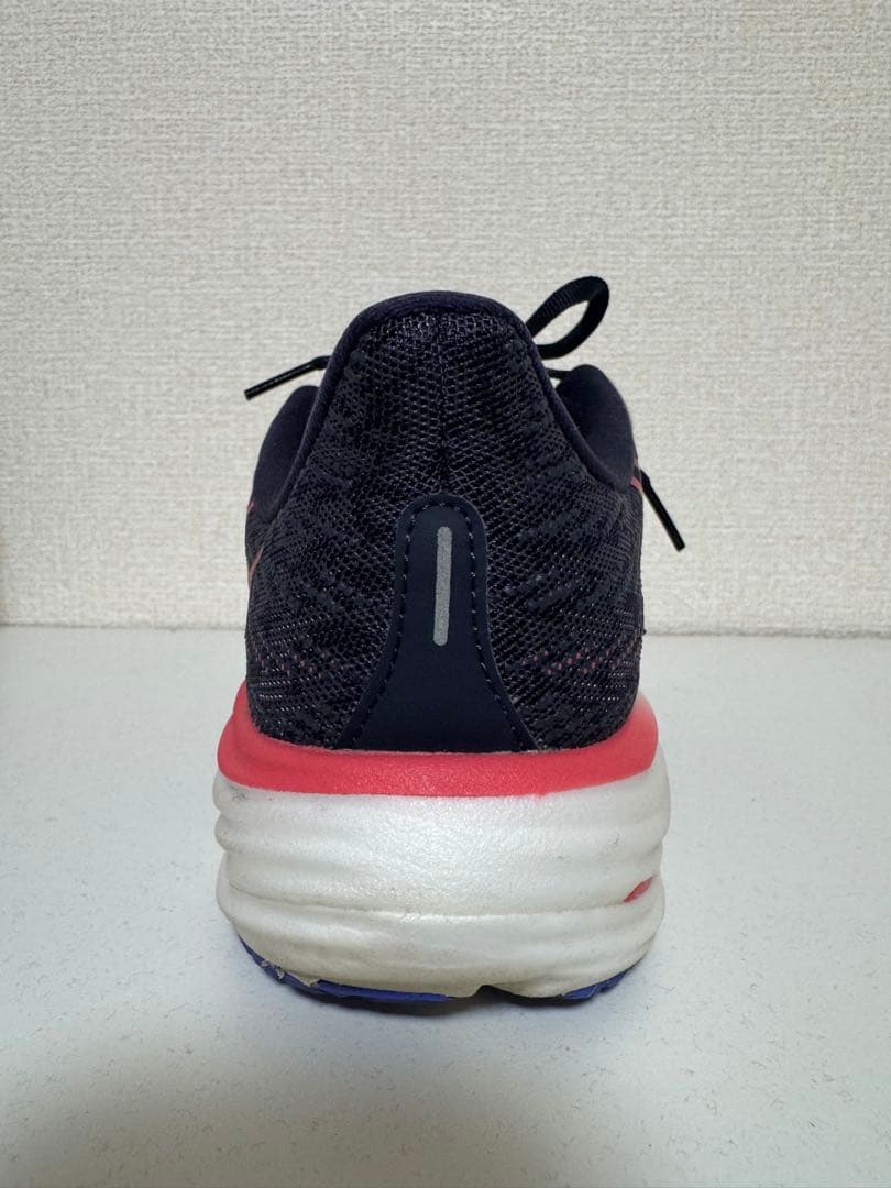 【ゆい】ミズノ ウエーブライダー 29 23.0cm