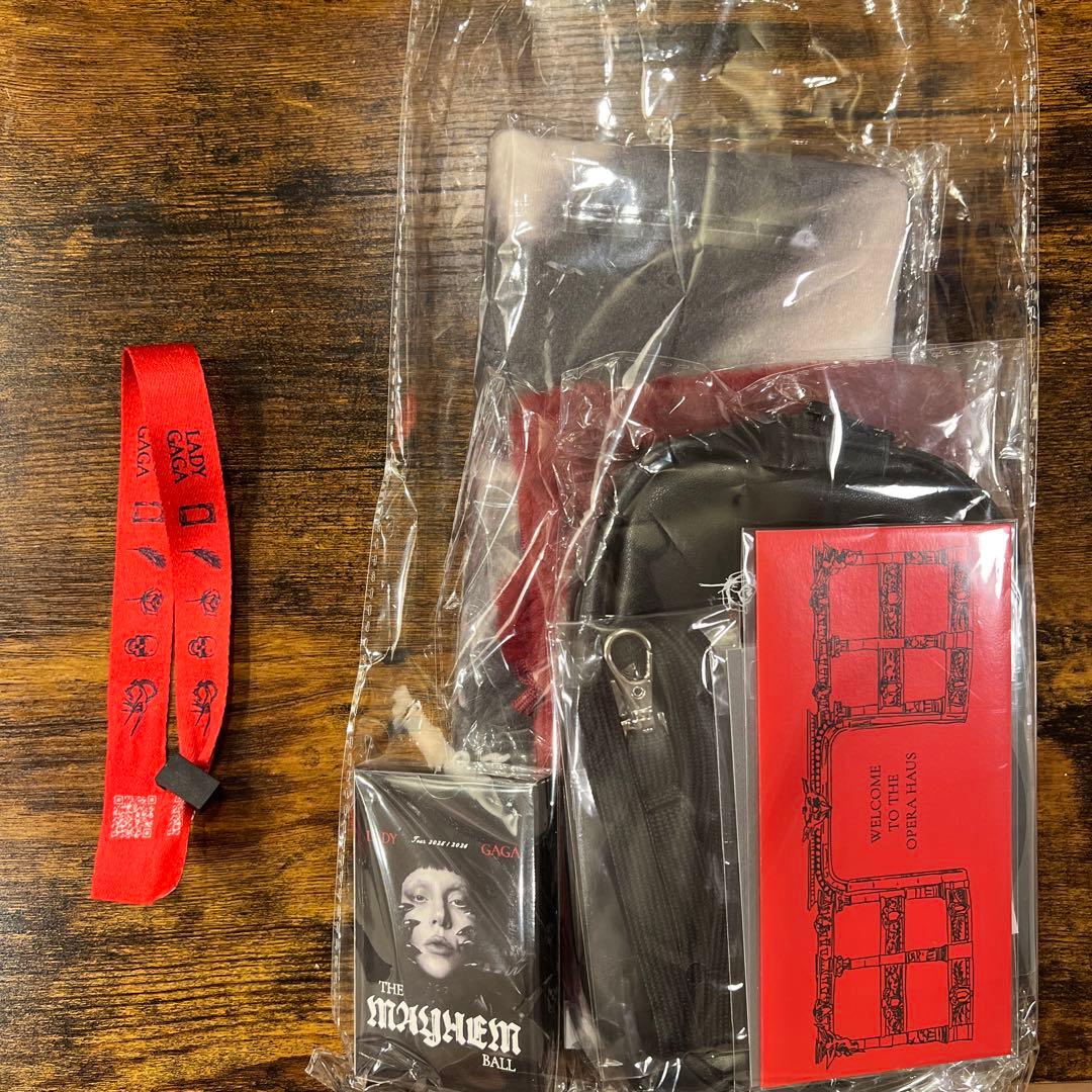 VIP GOLD特典フルセットLADY GAGA MAYHEM - メルカリ