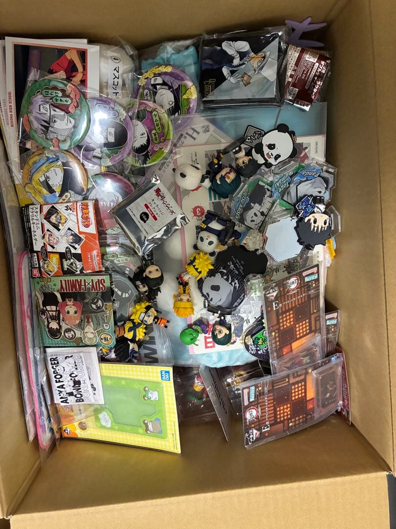 アニメグッズ ノンジャンル 大量 まとめ売り アクスタ 缶バッジ