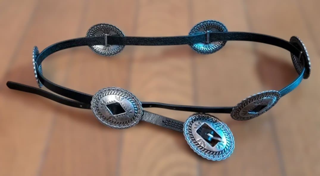 お値下げ　未使用　ラルフローレン　レザー　スキニーベルト　コンチョベルト　黒 LAUREN RALPH LAUREN（ローレン ラルフローレン） ベルト ロゴチェーン