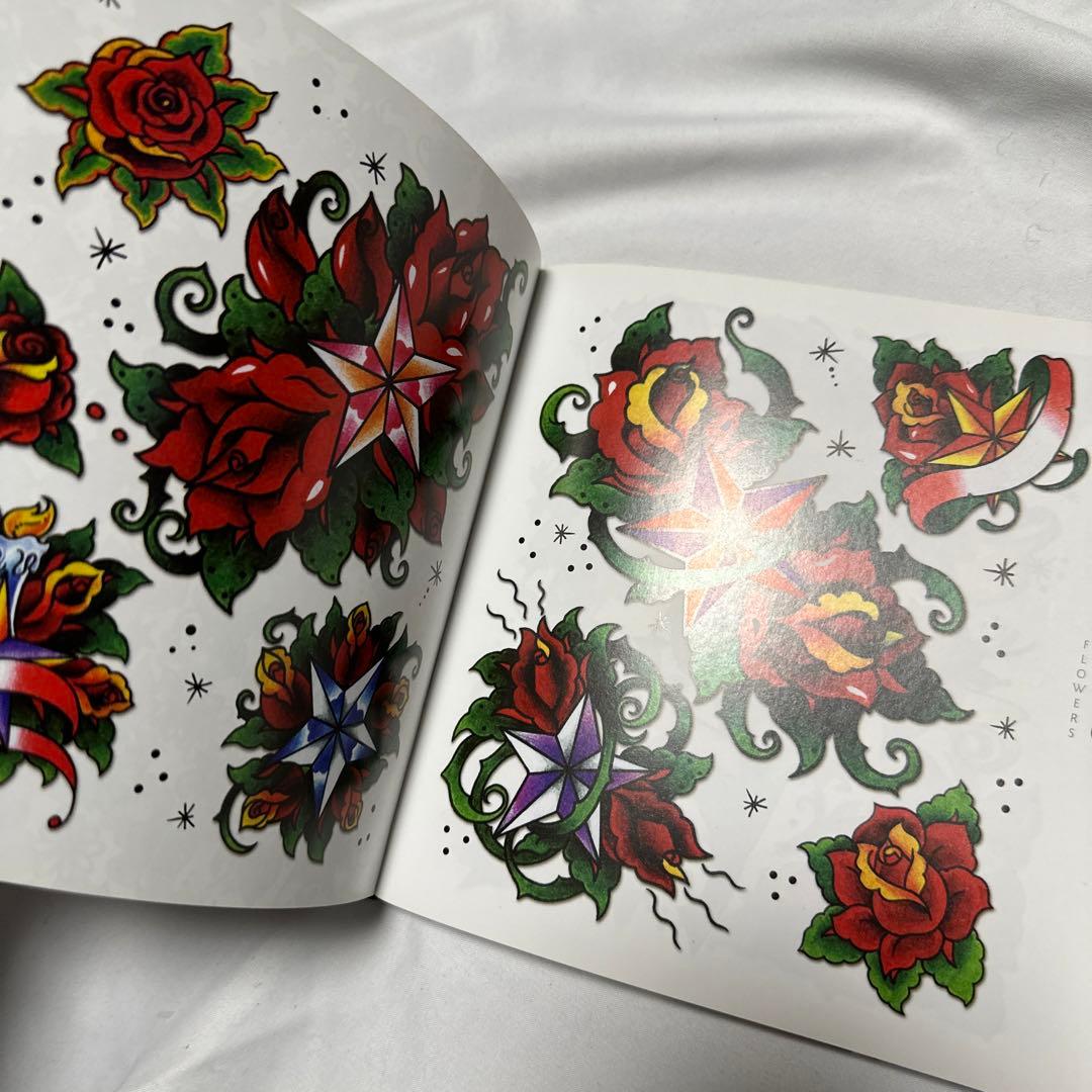 洋書 参考書 Tattoo Johnny:3000 Tattoo Designs - メルカリ