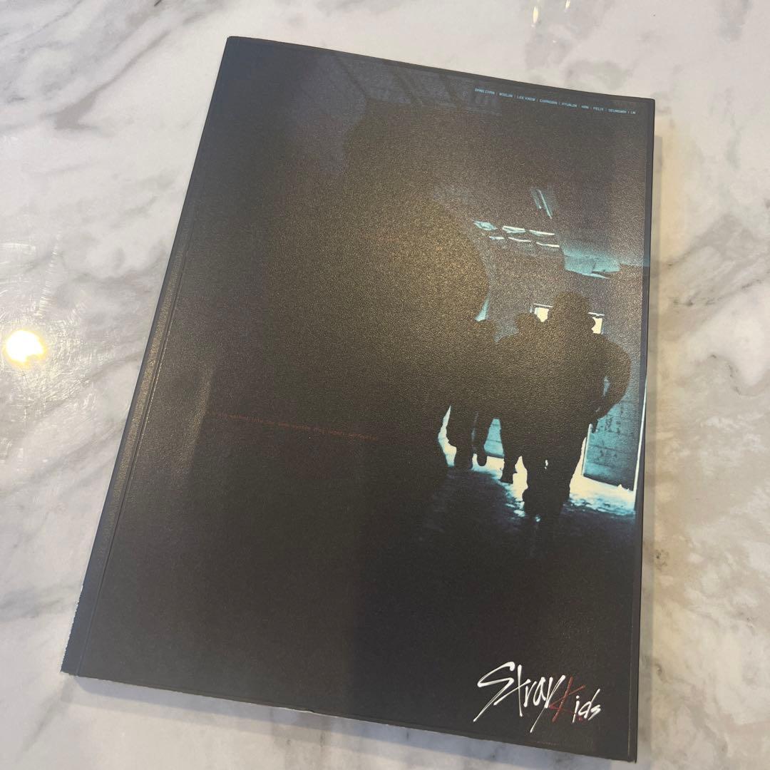 Stray Kids スキズ サイン会 直筆サイン入り CD アルバム - メルカリ