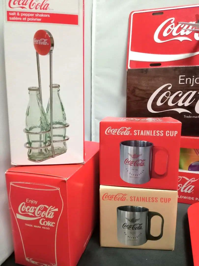 美品コカ・コーラグッズコレクション12点セット - メルカリ