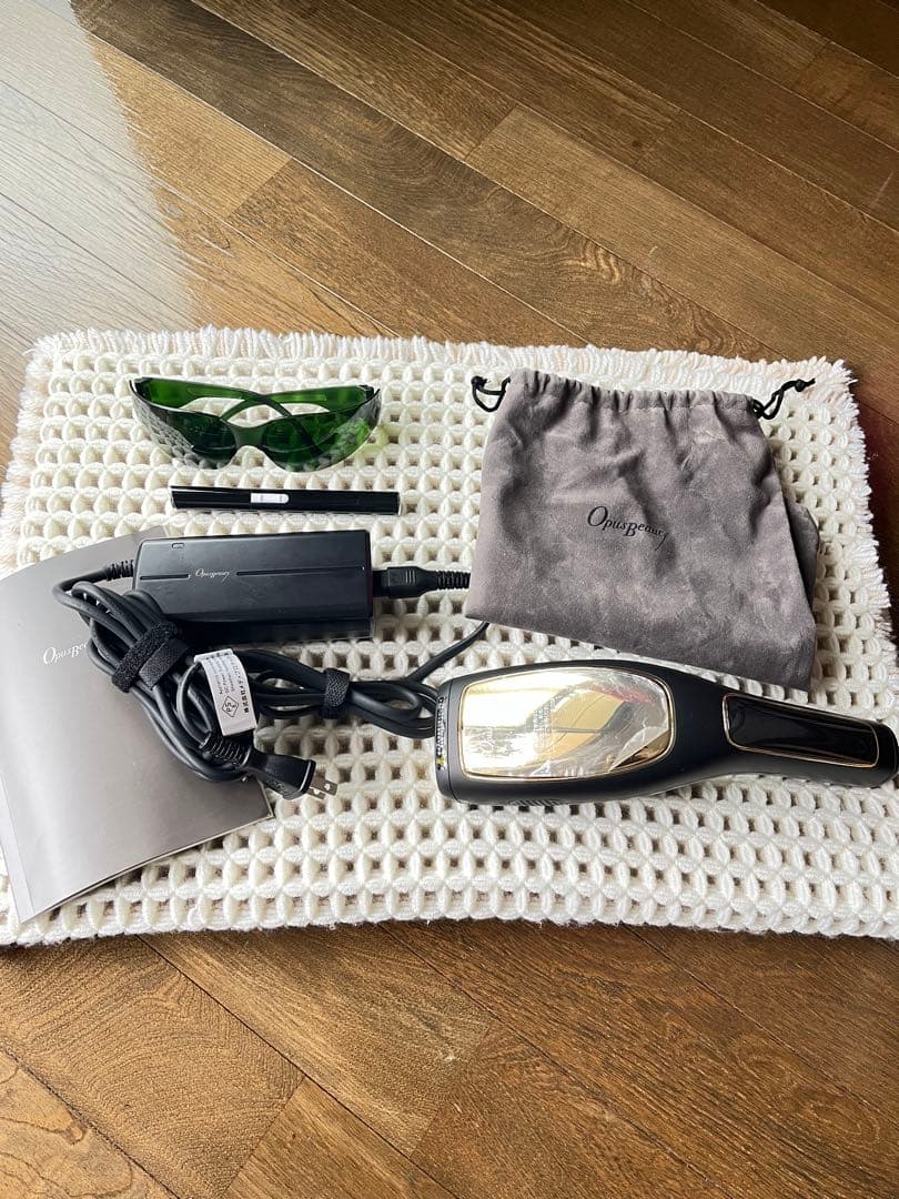 美品　opus beauty3 脱毛器 冷却機能付き Amazon | 白黒家庭用脱毛器 OPUS BEAUTY 03 冷却機能 ハイパワー THR