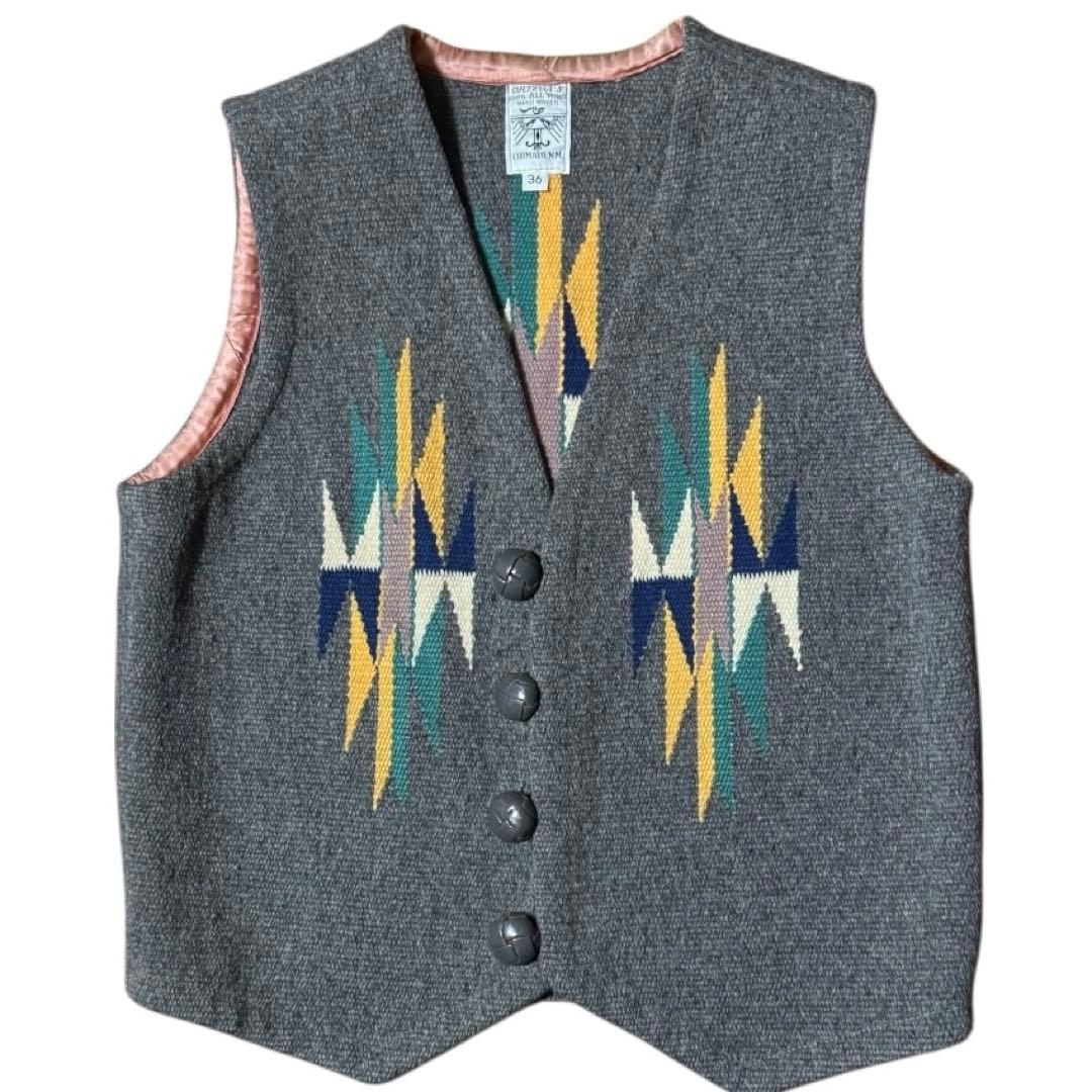 雰囲気抜群 ORTEGA'S オルテガ チマヨベスト くるみボタン 36 グレー 雰囲気抜群 ORTEGA´S オルテガ チマヨベスト くるみボタン 36 グレー