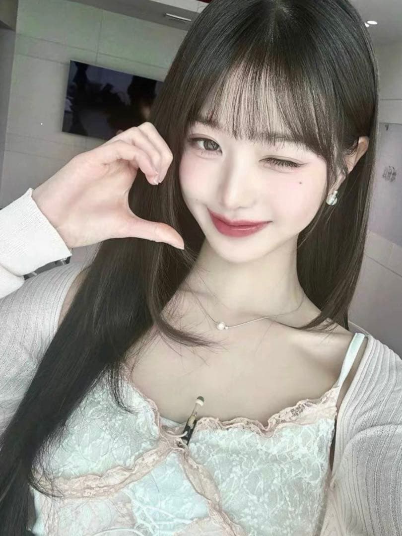 ジアちゃん着用 ♡セクシー可愛い黒白レースキャミソールミニスカート