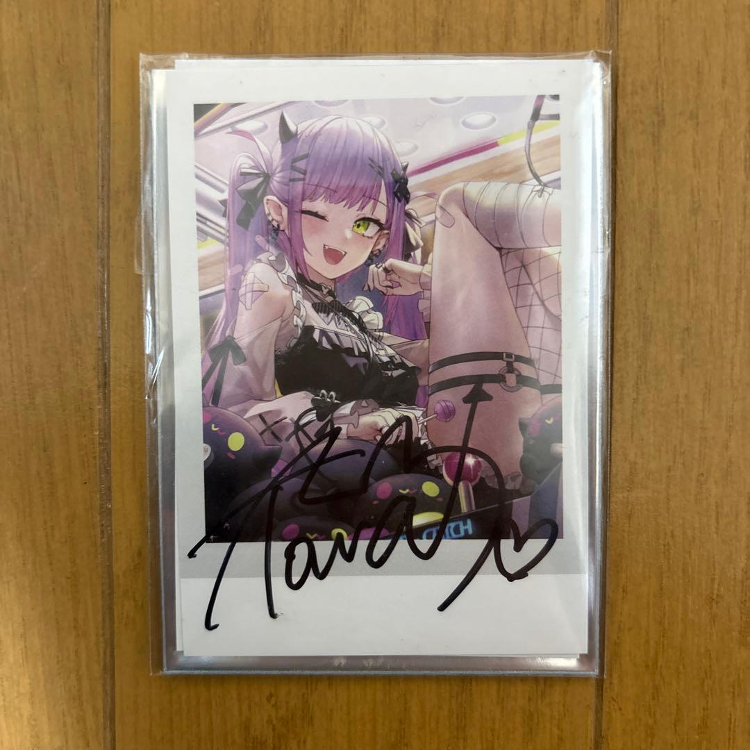 ホロライブ 常闇トワ 直筆サイン入りカード - メルカリ