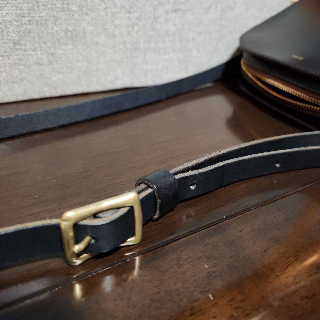 LONA ロナ ネイビー ハーフムーン ショルダーバッグ 本革 牛革 - メルカリ