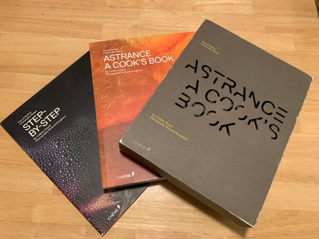 ASTRANCE A COOK'S BOOK アストランス料理本 Astrance: A Cook's Book [Deluxe Version in Slipcase] - Pascal