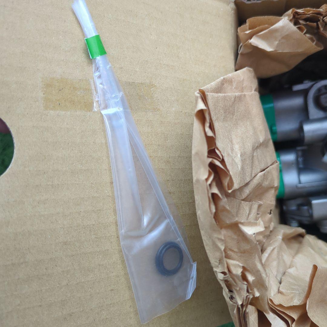 E25キャラバン リビルトコンプレッサーGR926-MT033 ZD30DDTI - メルカリ