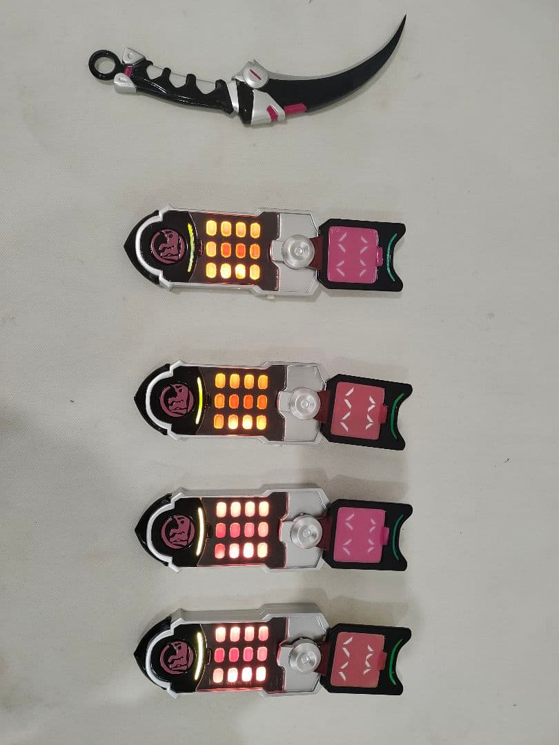 にじさんじ所属 佐伯イッテツさん の「デバイス」コスプレ用道具 発光