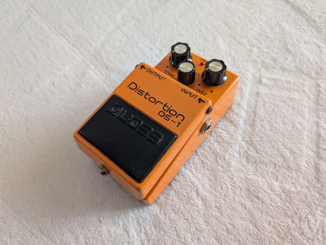 ☆BOSS DS-1 最初期 8400 1978年製 銀ネジ スケルトン☆ - メルカリ