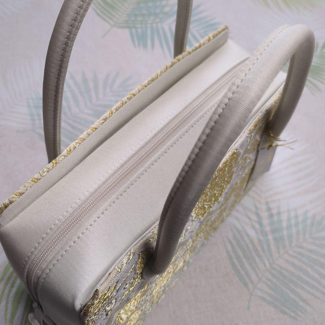 利休バツク沙織