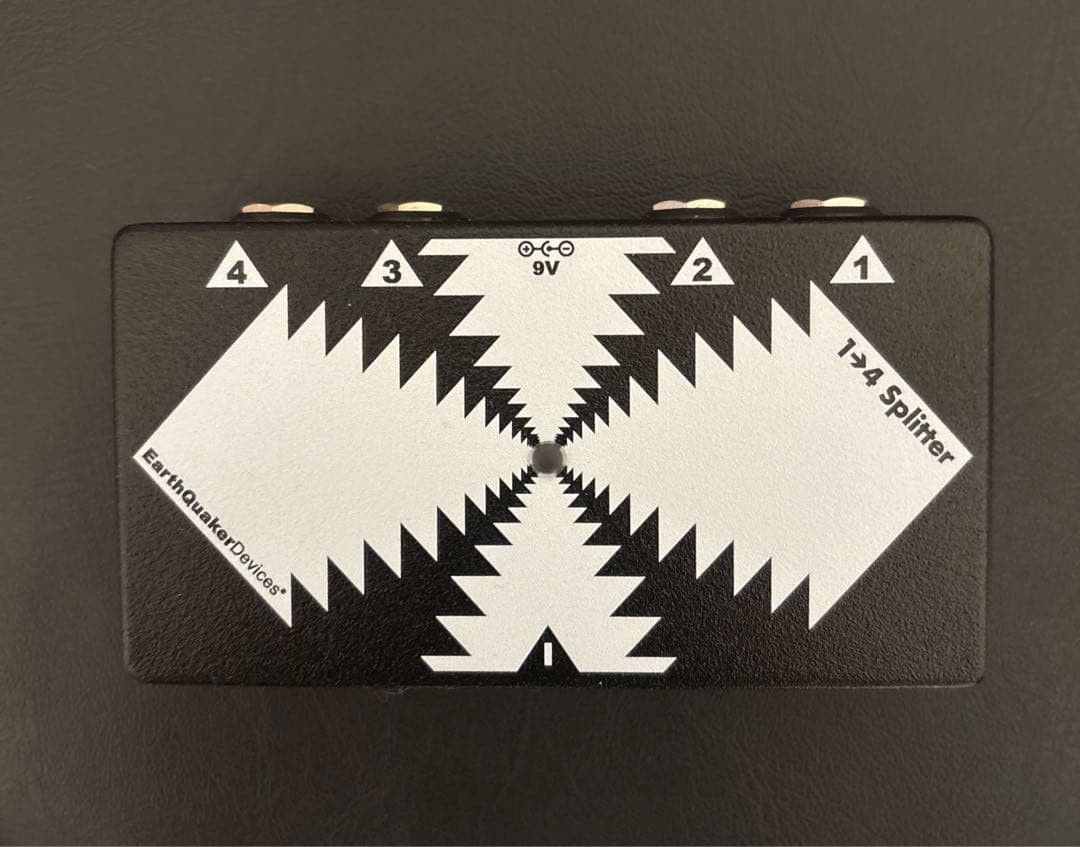 ギター EARTHQUAKER DEVICES One to Four Splitter One to Four Splitter — EarthQuaker Devices