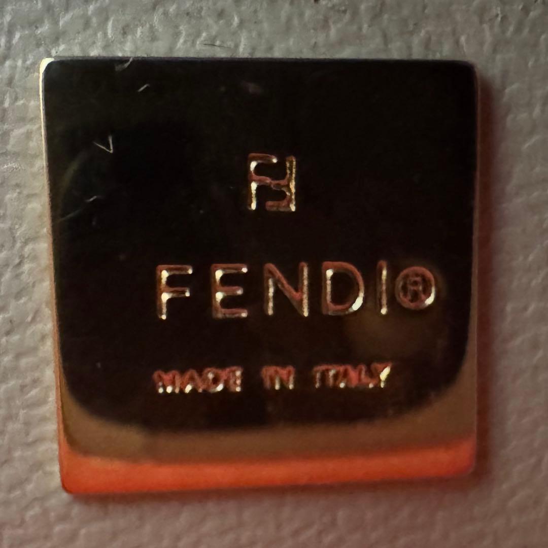 FENDI ハンドバッグ ズッカ柄 ピンク エナメル トップハンドル