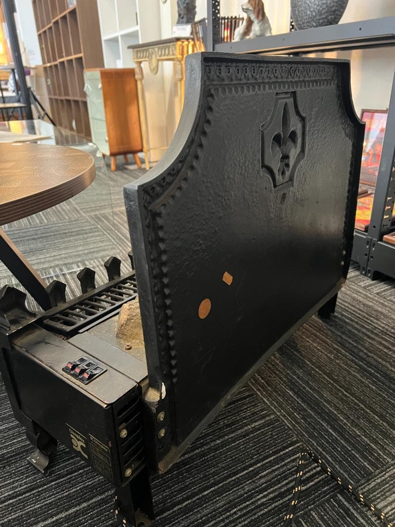 入手困難DIMPLEX 中世ヨーロッパ 西洋風 電気暖炉 アンティーク 城の