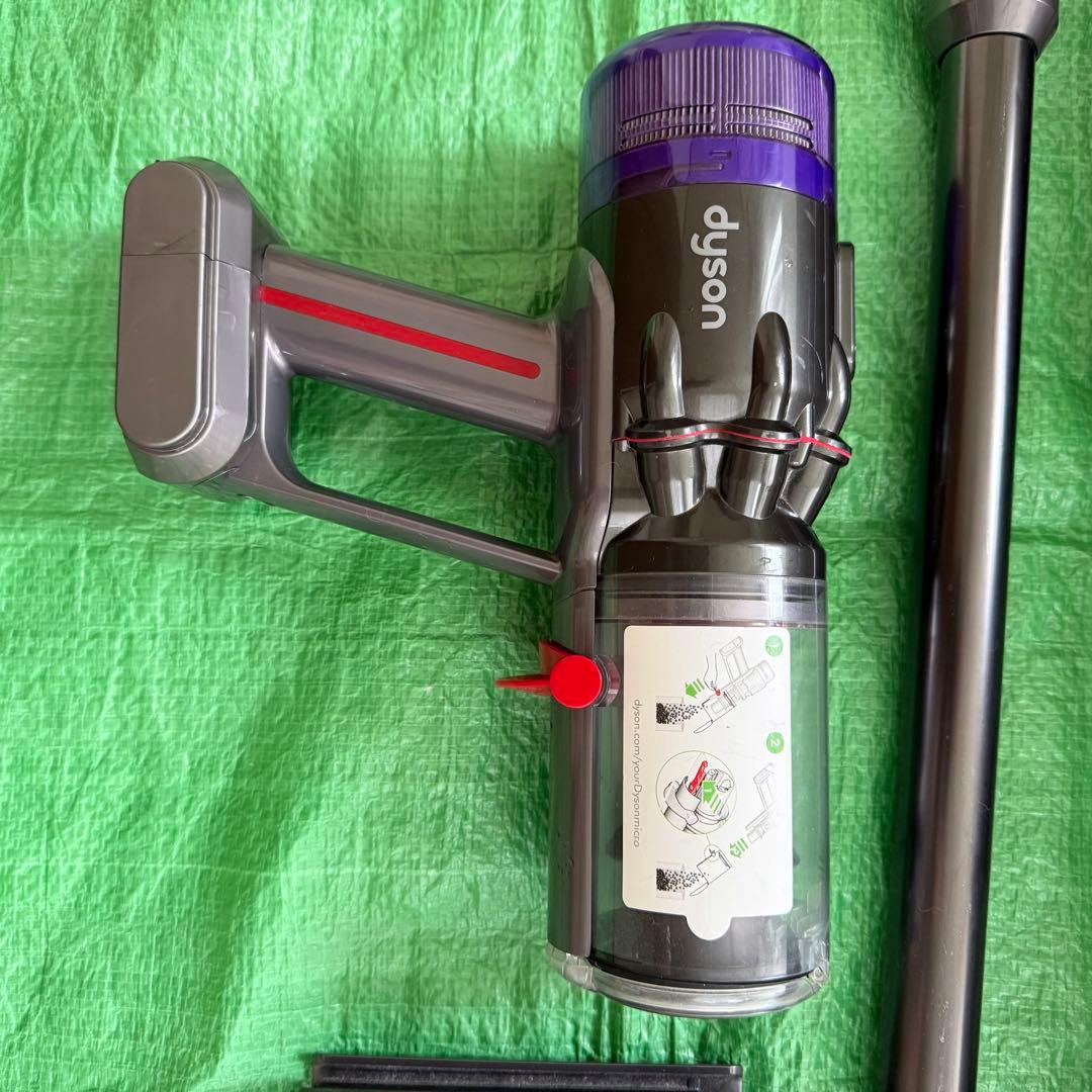 今だけ割引！ダイソン　dyson micro 1.5kg SV21FF