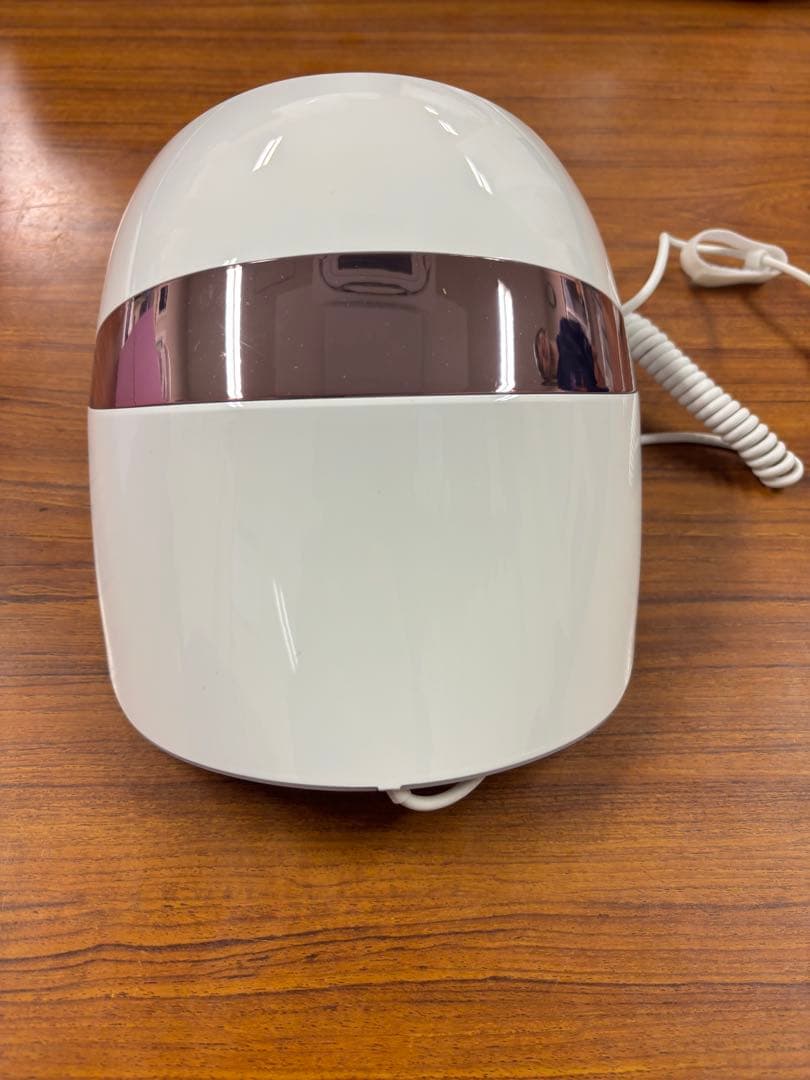 LGPra.L DermaLEDライトセラピーフェイスマスクスキンケア機【先着】 LEDライトセラピーマスク 美顔器 マスク 7色LED 美容 毛穴開き たるみ