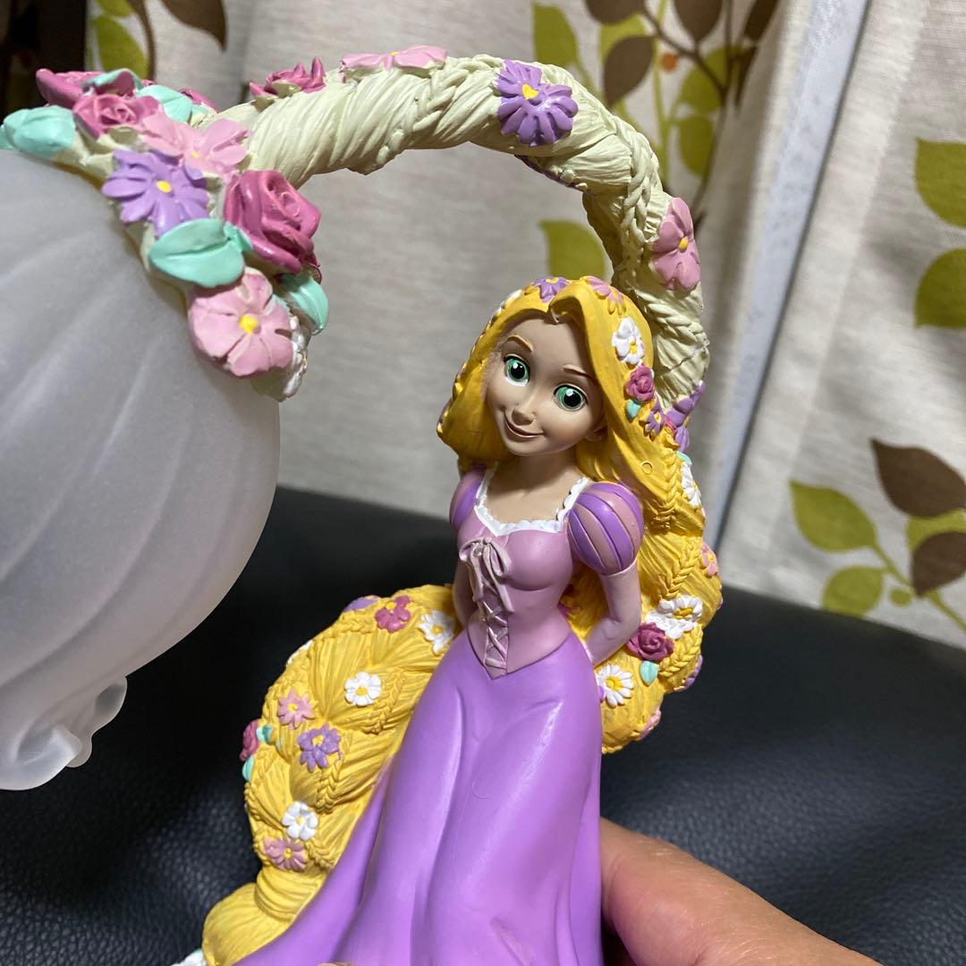 訳あり ディズニーストア ラプンツェル ランプスタンド 電池式 - メルカリ