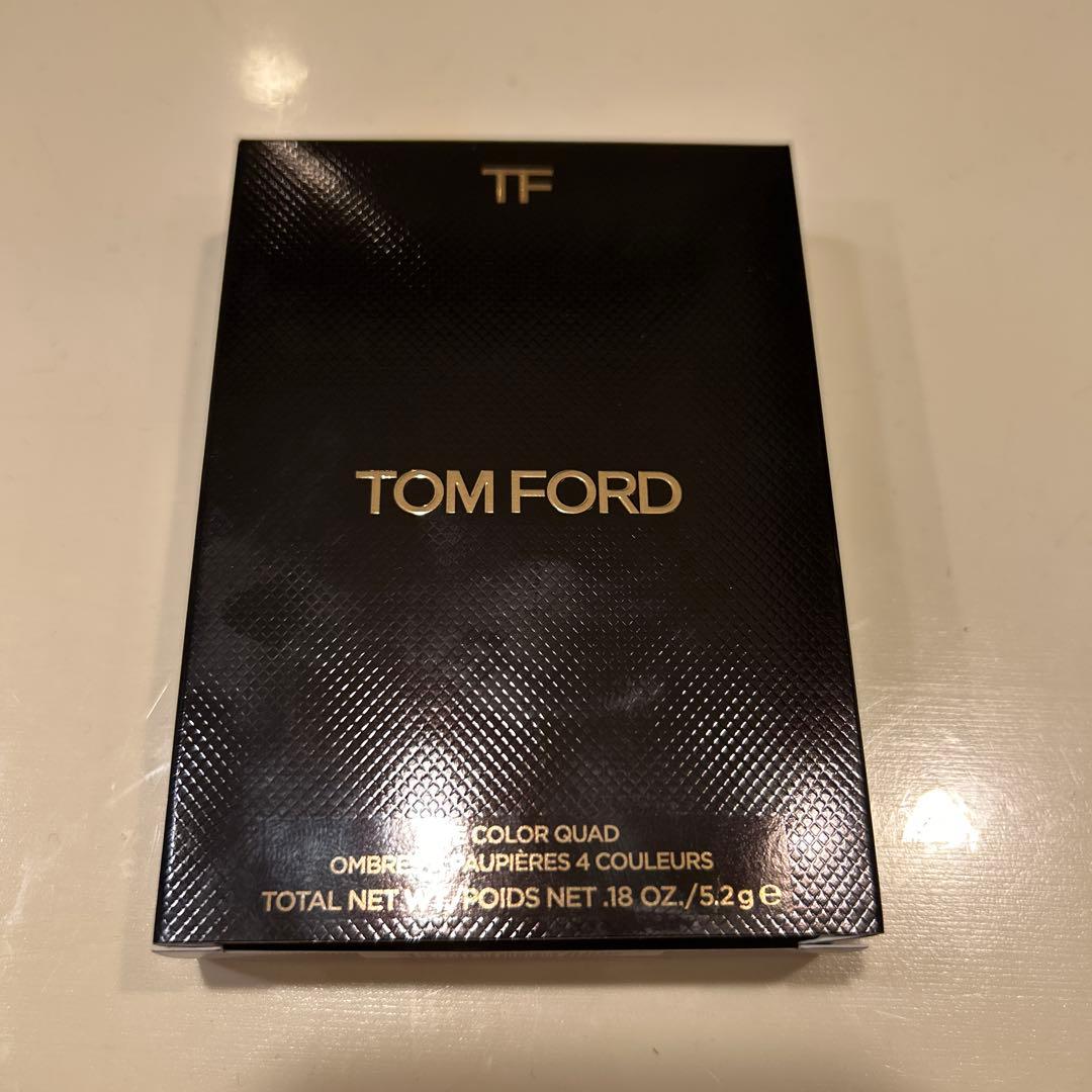 TOM FORD アイカラークォード 新品、未使用品 48 ピーチグラマー
