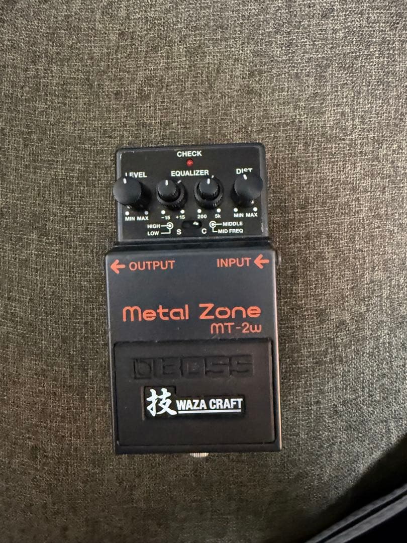 BOSS l Zone MT-2w 技クラフト Boss MT-2W Metal Zone Waza Craft Pedal – Elderly Instruments