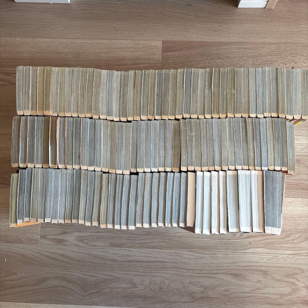 週末セール！名探偵コナン1-106巻＋関連本9冊セット - メルカリ