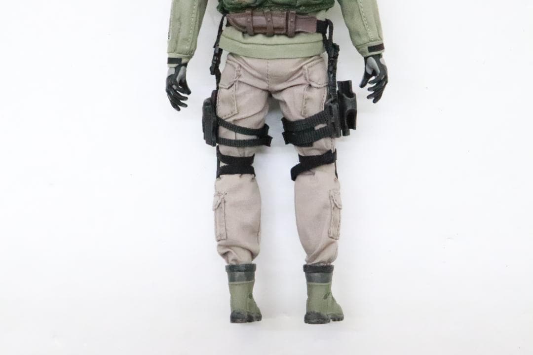 バイオハザード クリス フィギュア 29-JD0123-25 - メルカリ