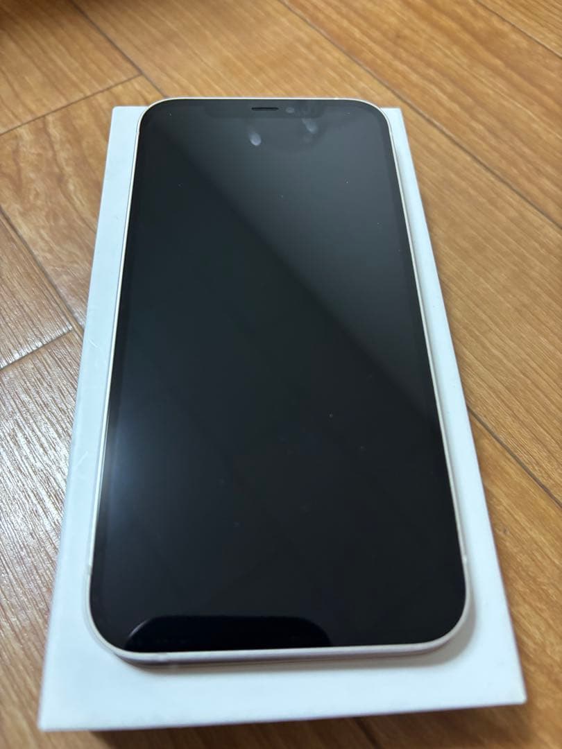 Apple iPhone 12ホワイト Amazon.com: Apple iPhone 12, 256GB, White - Unlocked (Renewed