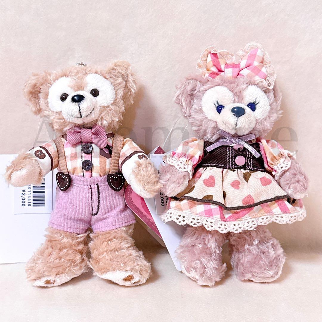 新品タグ付き】 ダッフィー シェリーメイ 2017 ぬいぐるみバッジ ぬい